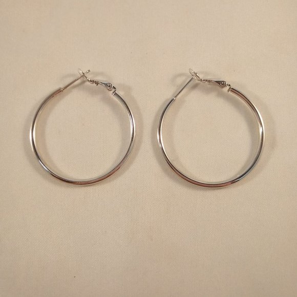 18K White Gold Plated Big Smooth Hoop Dangle Earrings 35mm or 1.37" Party Gift - Picture 3 of 3